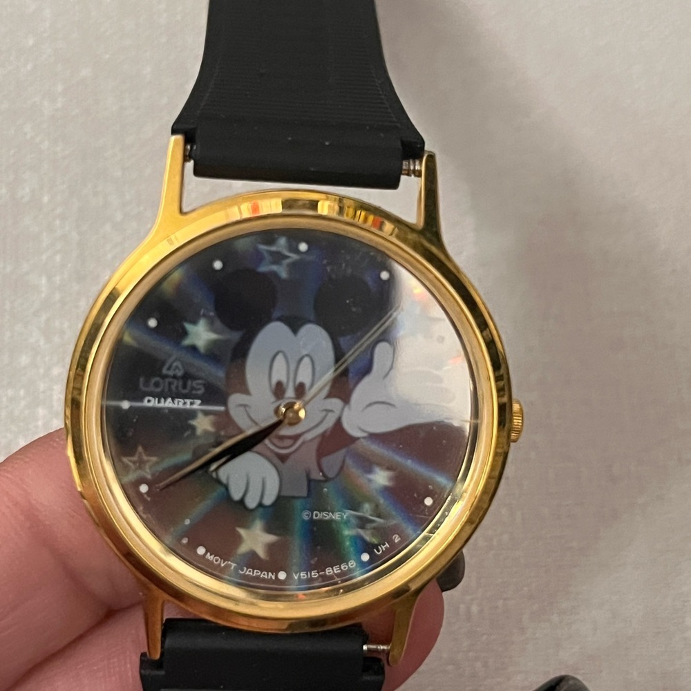Vintage Lorus Disney Mickey Mouse Analog Watch, Gold Tone & Black Strap - Picture 3 of 7